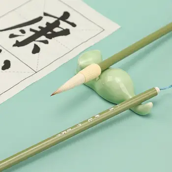 Çin Fırçaları sanatsal boya fırçası Kaligrafi Fırçası Yağlıboya Çin Kaligrafi Fırçası Kurt Saç Ahşap Saplı